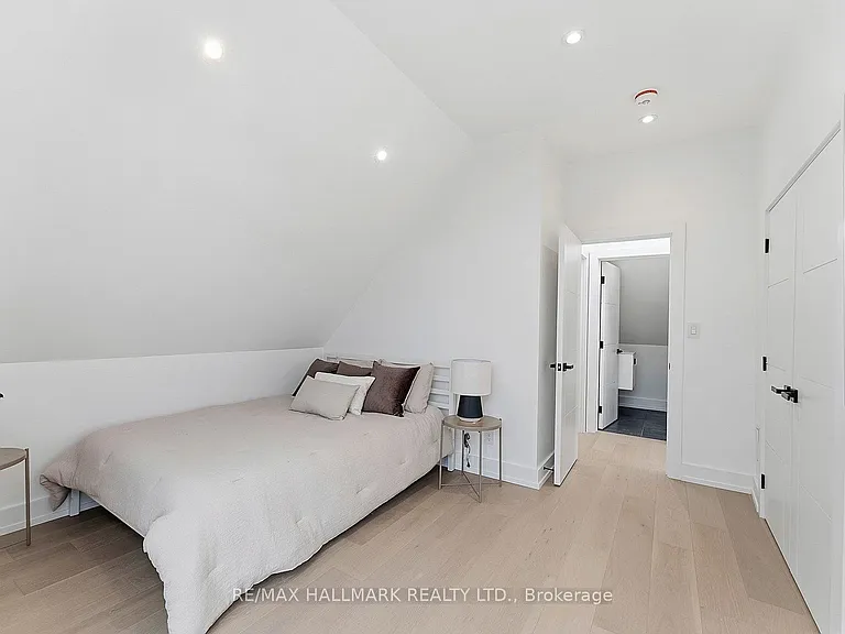 171 Durant Ave — Photo 9