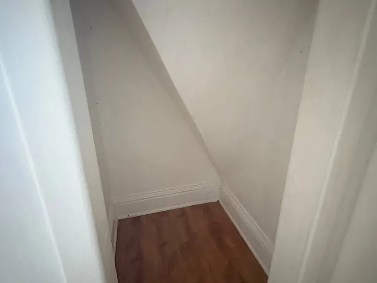 206 Allen St #2 — Photo 12