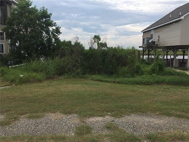 2nd image of 53155 Highway 433