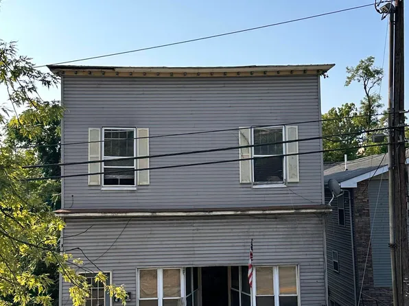 140 Locust Ave, Fairmont, WV 26554