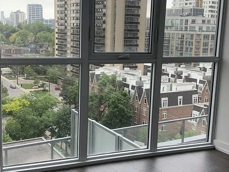 125 Redpath Ave #914 — Photo 7