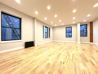 Rented by Living New York