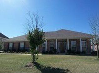 3208 Mossy Rock Rd SE, Hampton Cove, AL 35763