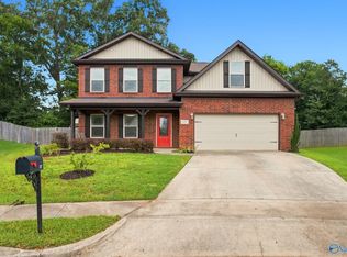 127 Meadowglade Ln, Madison, AL 35758