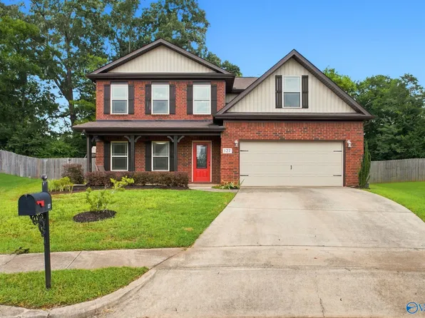 127 Meadowglade Ln, Madison, AL 35758