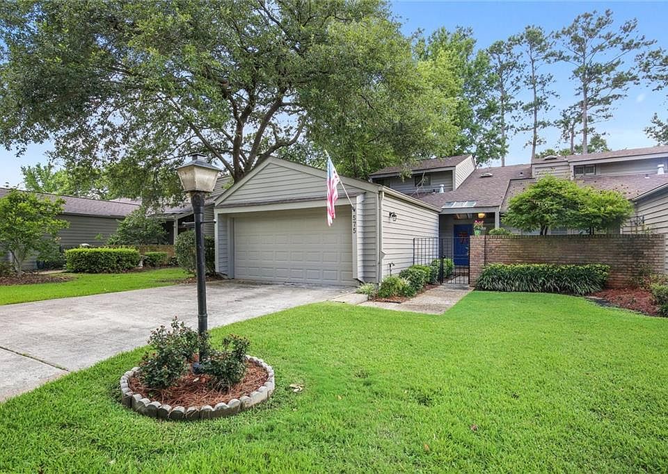 1st image of 575 Beau Chene Dr #575