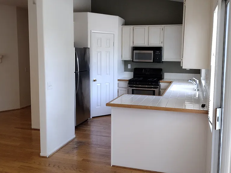 6303 Prairie Ct — Photo 6