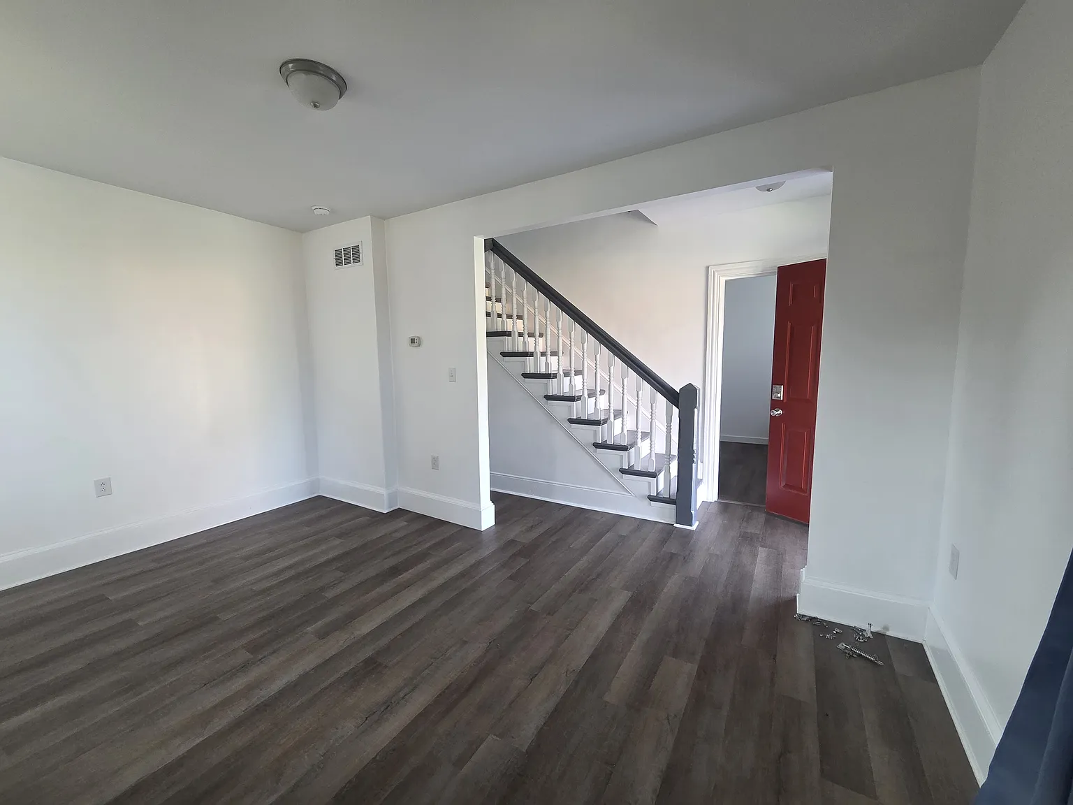 3 bed, 1.5 bath, 1792 sqft, $2,450 — Photo 3