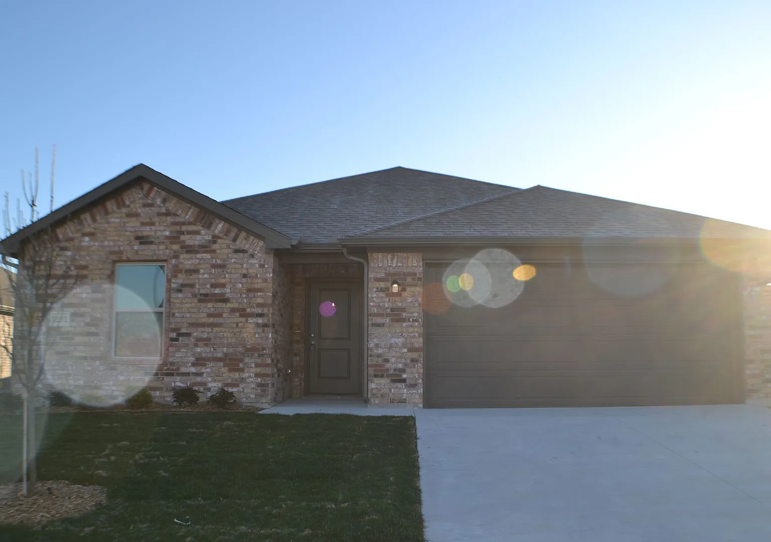 3 bed 2 bath House for Lease in Sherman — Photo 1