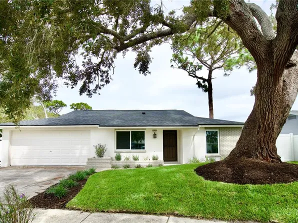 12021 107th Ct N, Largo, FL 33778