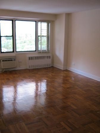 2nd image of 9801 67th Ave APT 6U