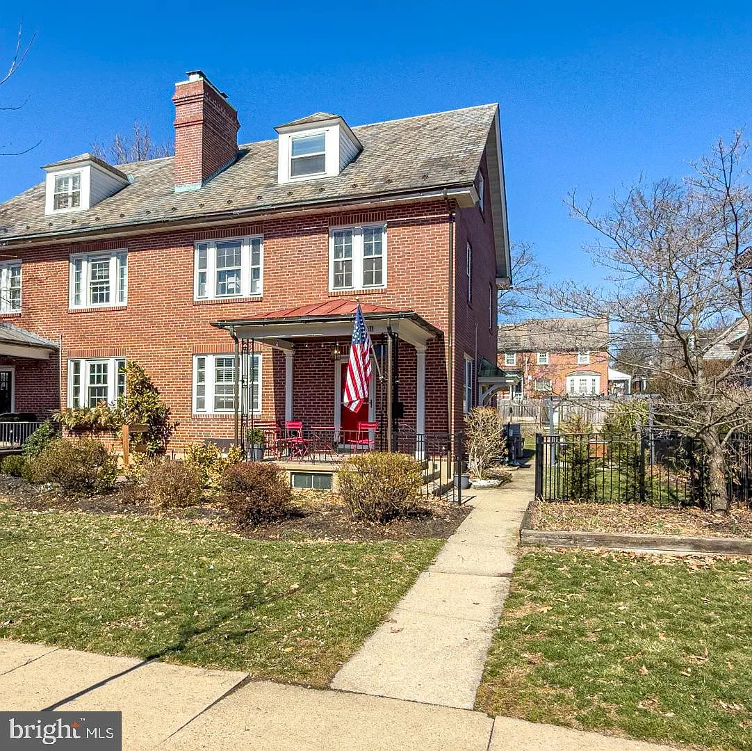 1411 Garfield Ave photo 1