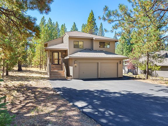 2nd image of 17855 Lava Butte Ln