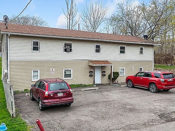 3rd image of 100 Louisa St APT 4