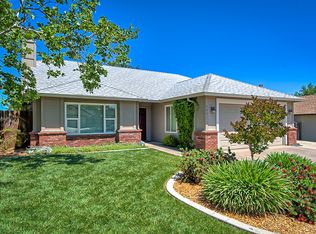 689 Springer Dr, Redding, CA 96003