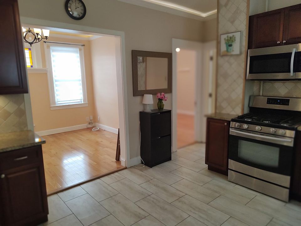 1st image of 443 Banta Ave #2R