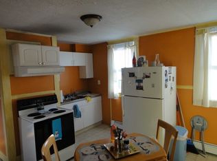 14 Violet St, Providence, RI 02908