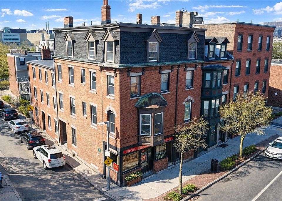 1st image of 250-252 Main St