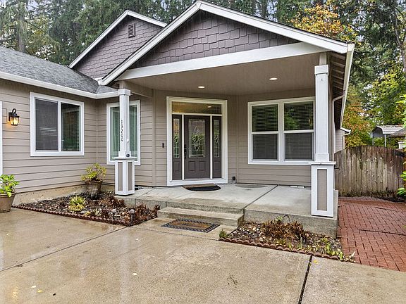 3rd image of 13200 NE 36th Pl