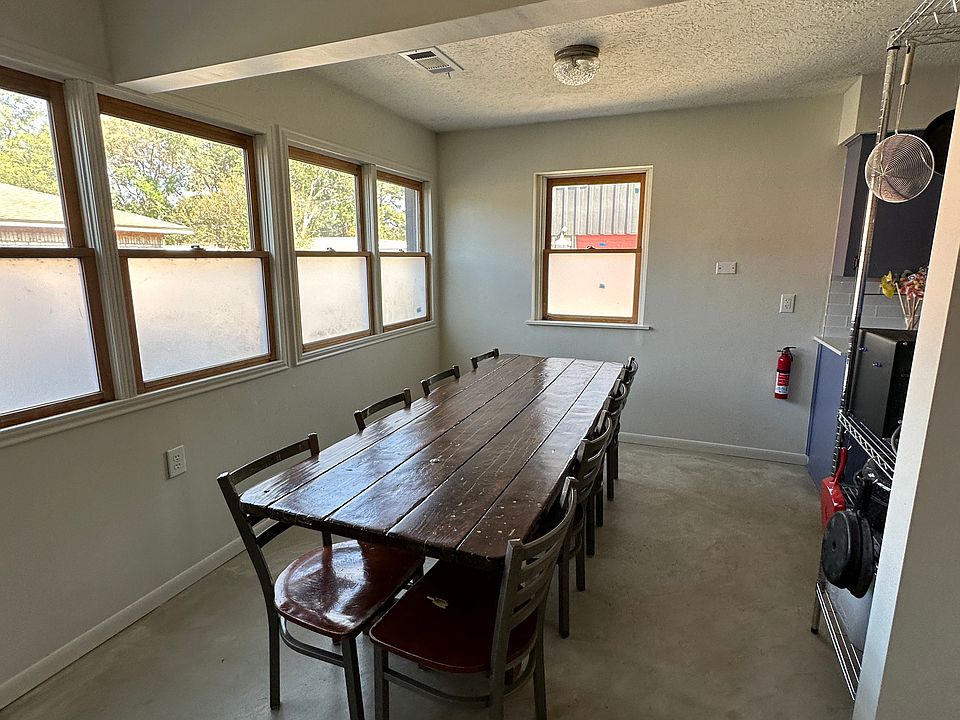 Kitchen Table