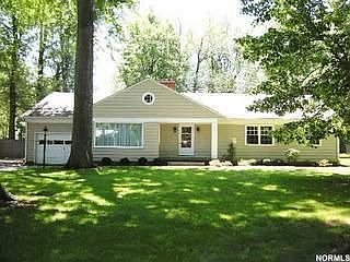 1st image of 23095 Hilliard Blvd