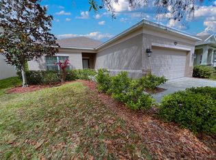 10650 Pictorial Park Dr, Tampa, FL 33647