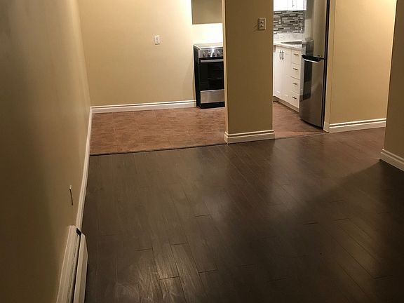 3rd image of 711 E 6th Ave