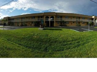 827 SE 46th Ln APT 202, Cape Coral, FL 33904