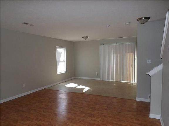5th image of 4324 Bellchime Dr