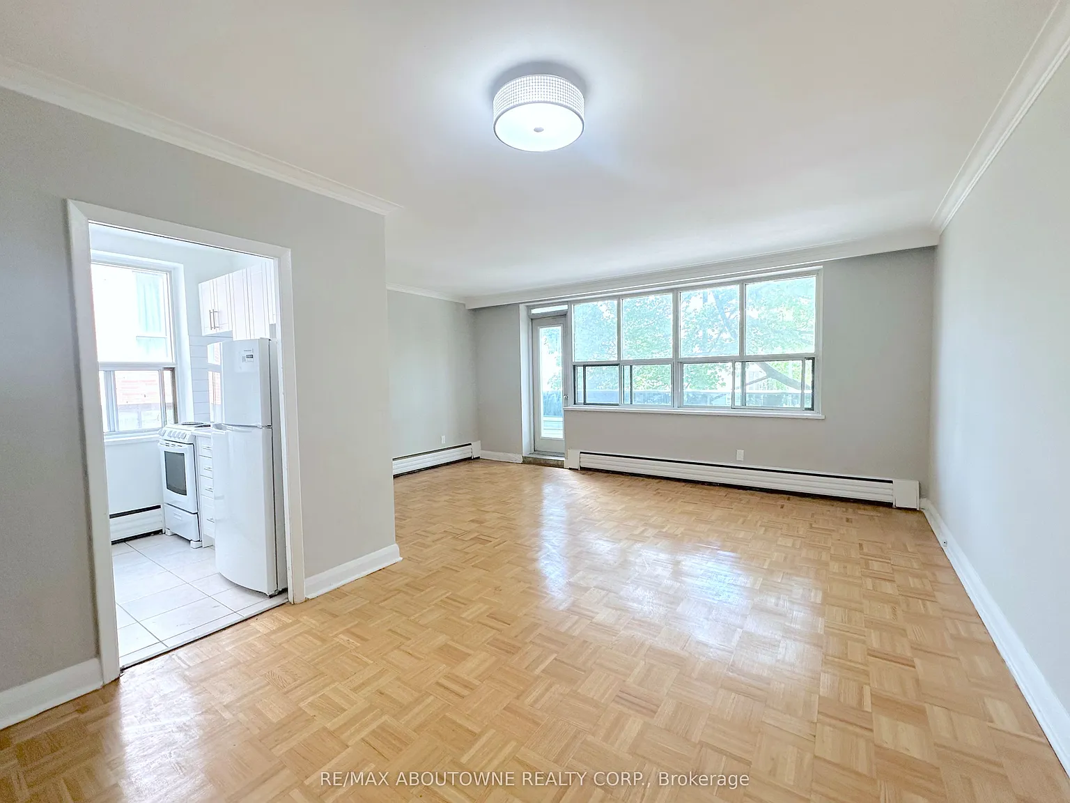 Cloverhill Estates — Photo 2