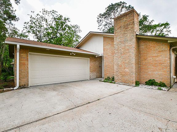 4th image of 17058 Gleneagle Dr S