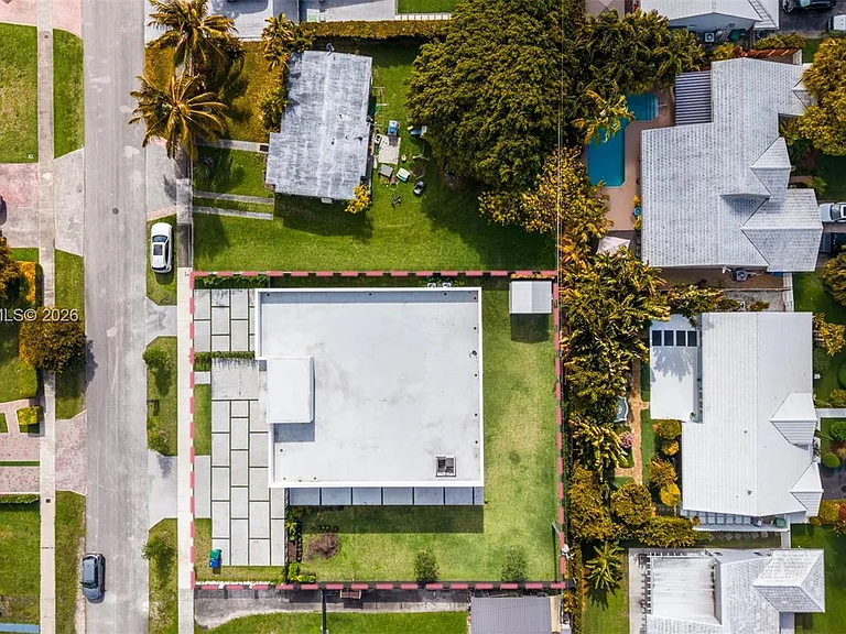 11450 SW 59th Ter — Photo 32