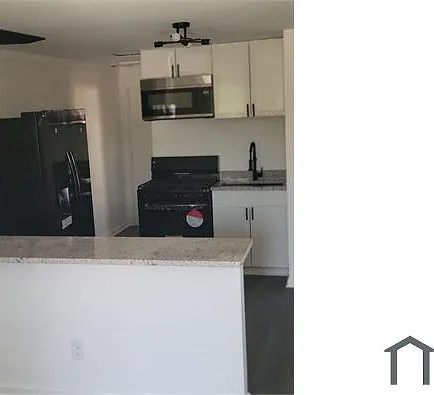 3246 West St NW — Photo 2