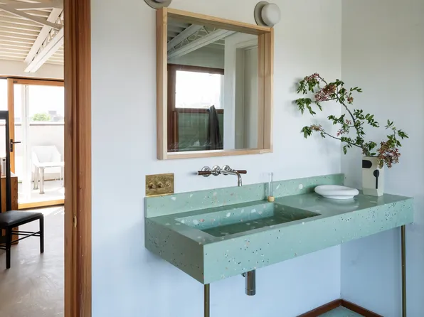 96 King Street image 18 of 22