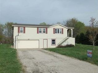 83692 Jerry Dr, Norfolk, NE 68701