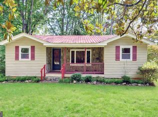 910 Hells Hollow Rd, Blue Ridge, GA 30513