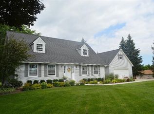 7858 Warner Rd, Saline, MI 48176