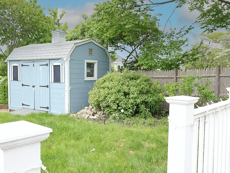 4 Blake Ct — Photo 6