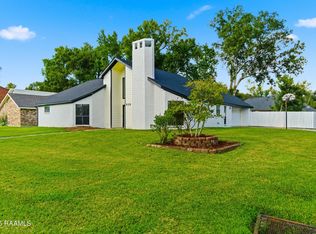 939 Rosedown Ln, Lafayette, LA 70503