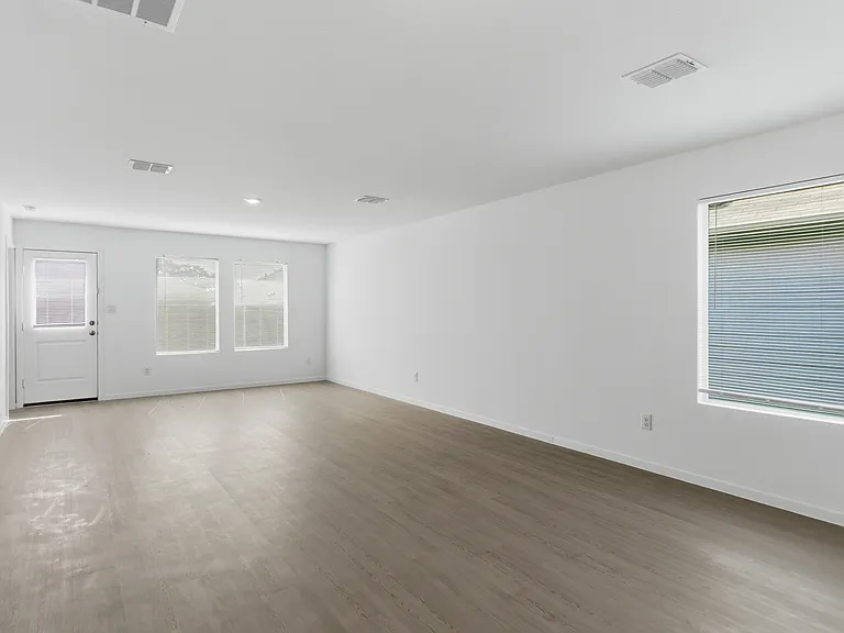 3120 Burmese St — Photo 14
