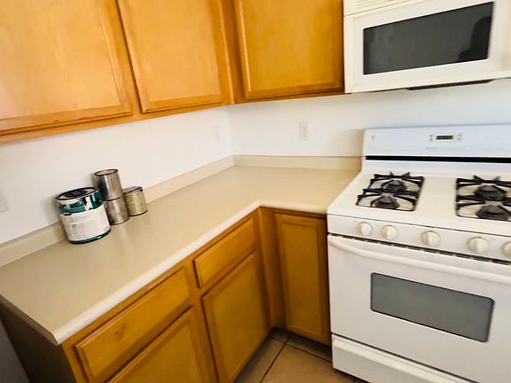 3rd image of 2305 W Horizon Ridge Pkwy APT 3623