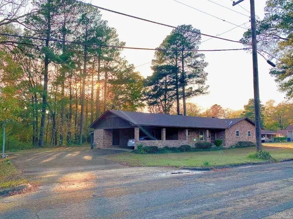 447 Pierce St, Camden, AR 71701