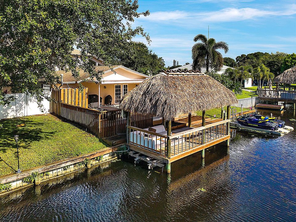 1st image of 3267 Gondolier Way