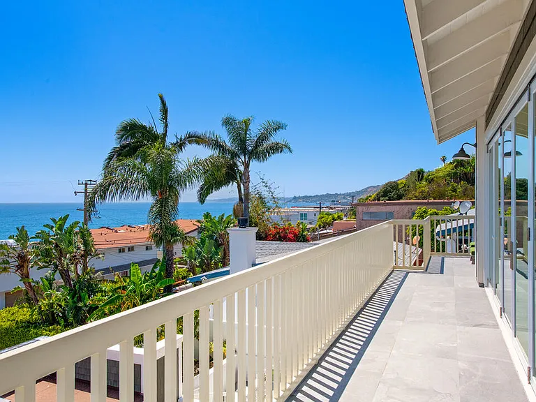 25157 Malibu Rd — Photo 13