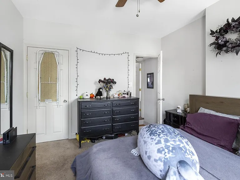 2310 E Gordon St — Photo 13