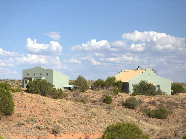 37 Wide View Ln, Santa Fe, NM 87508