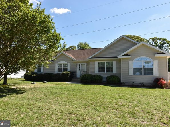 30 Circle Dr E, Milton, DE 19968