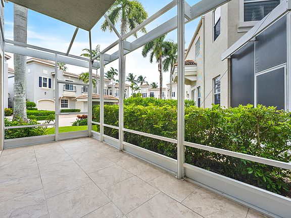 3rd image of 601 Resort Ln