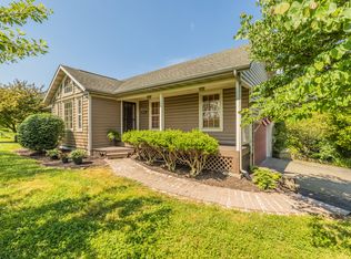 1685 W Country Rd, Nixa, MO 65714