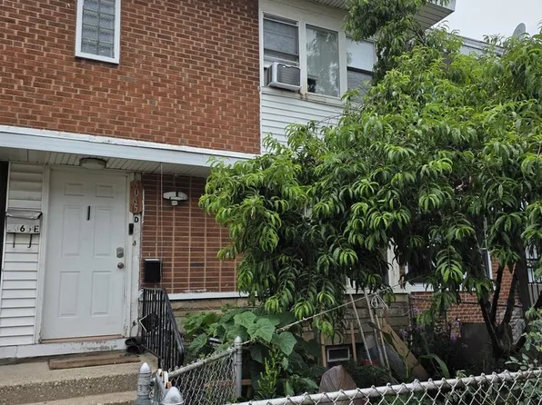 5065 W Gladys Ave APT D, Chicago, IL 60644